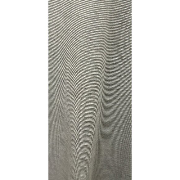 UNIQLO HEATTECH Tee Gray Crewneck T-Shirt Short Sleeve Size Med - Picture 6 of 9
